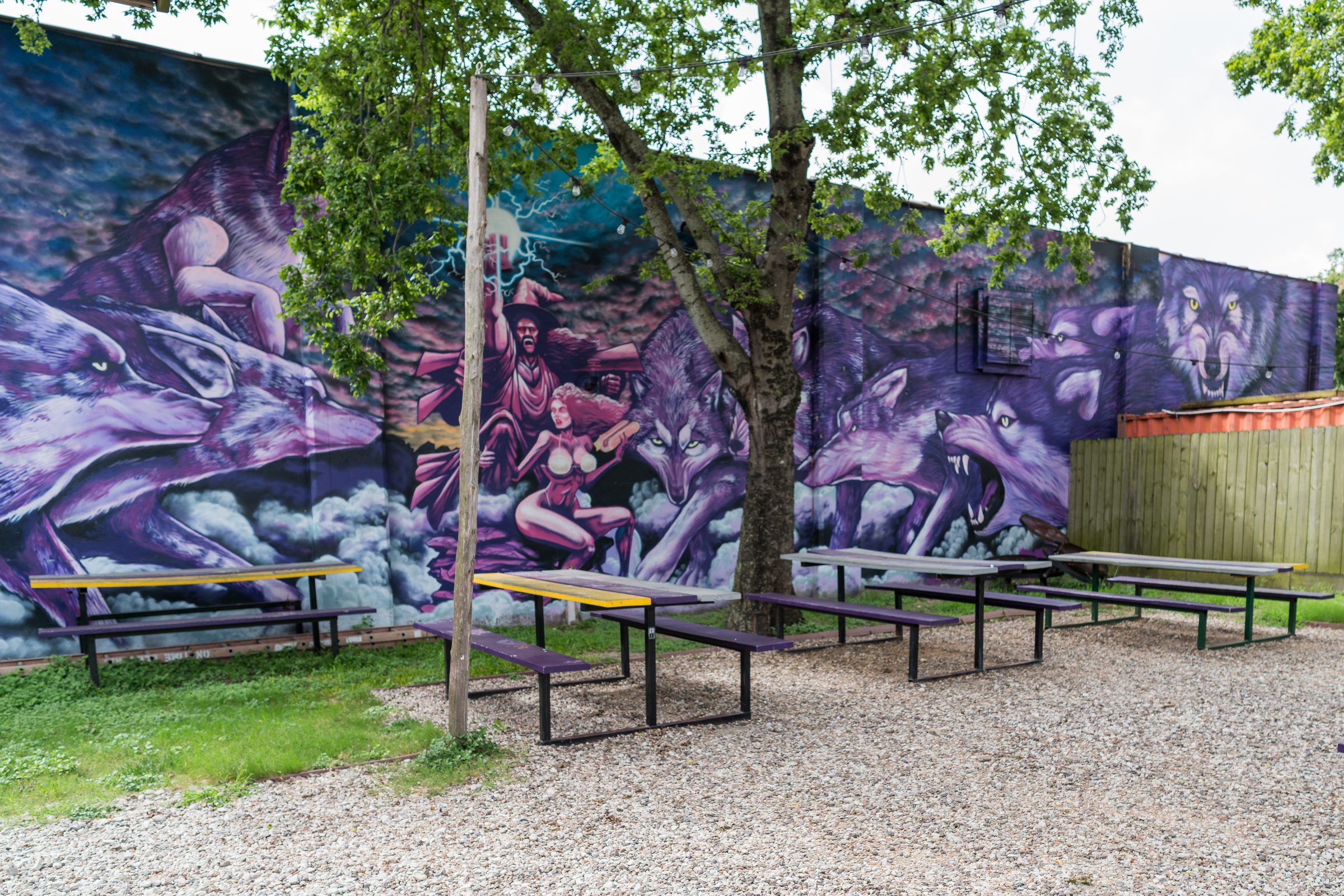 Moontowers' Last Call mural